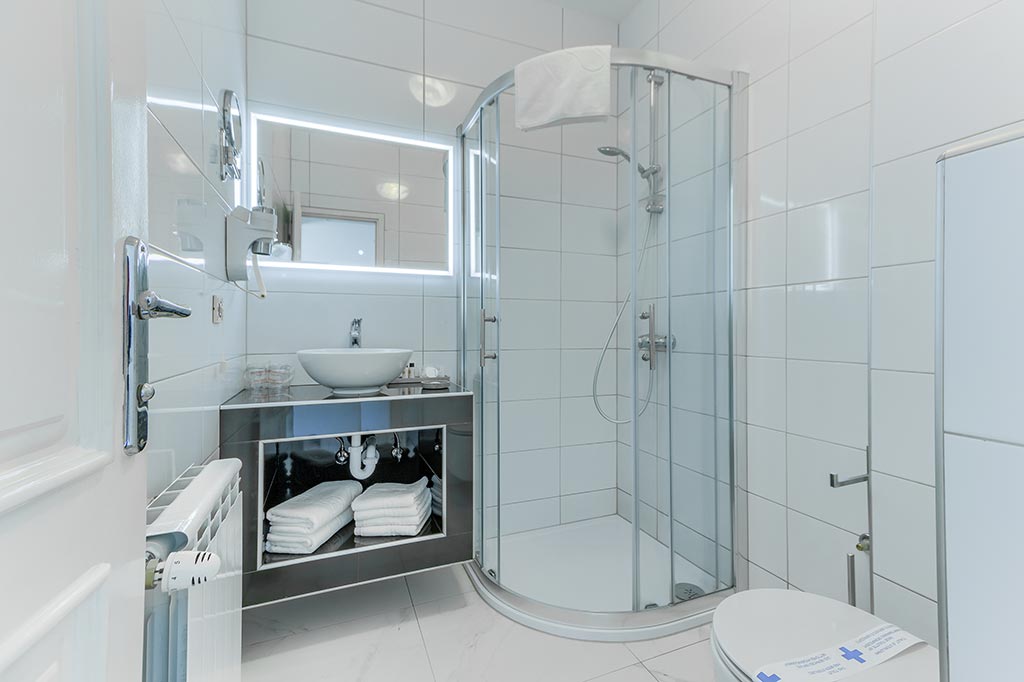 standard room hotel Riva